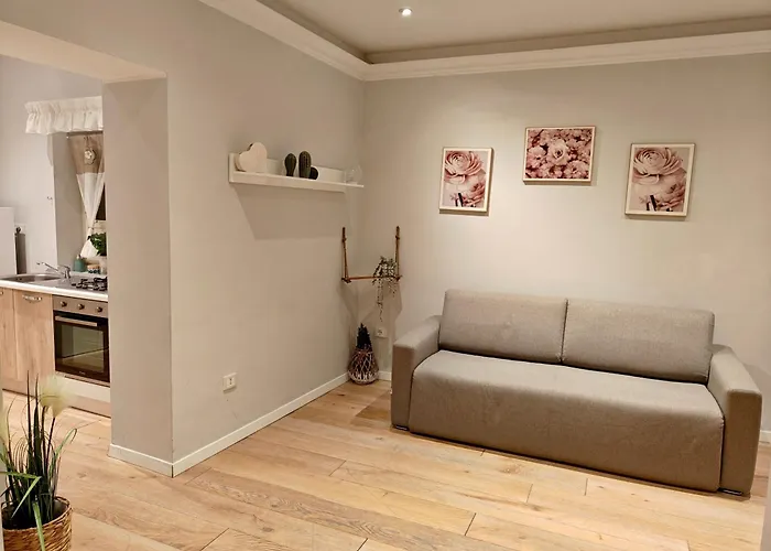 Apartment Domus Cestia Rome