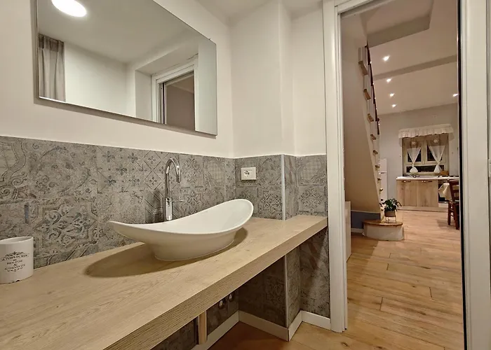 Apartment Domus Cestia *